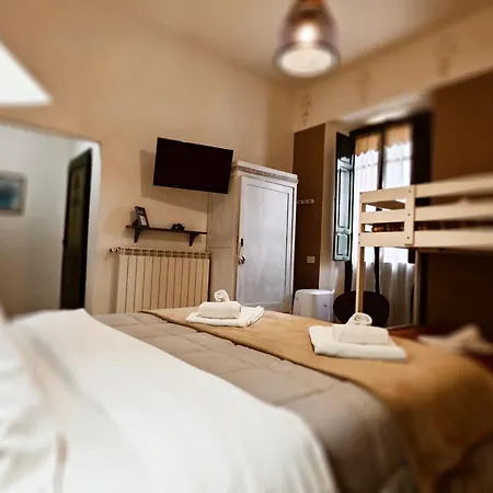 Bed & Breakfast La Casa Dei Carrai 3*